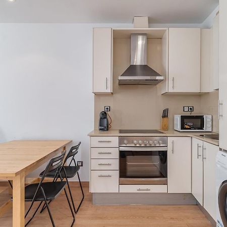 Guestready - Bright Home Near Montjuic Barcelona Eksteriør billede