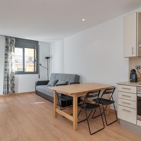 Guestready - Bright Home Near Montjuic Barcelona Eksteriør billede