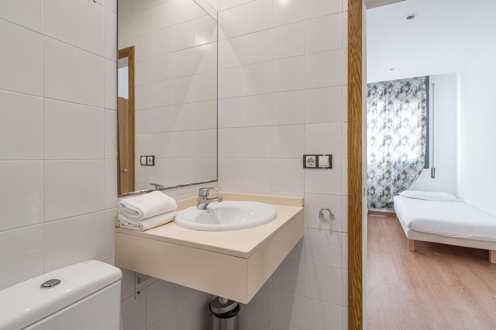 Guestready - Bright Home Near Montjuic Barcelona Eksteriør billede